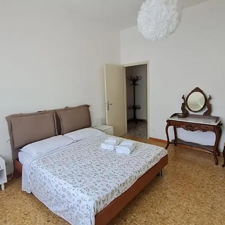 Centro Storico Con Posto Auto Gratuito