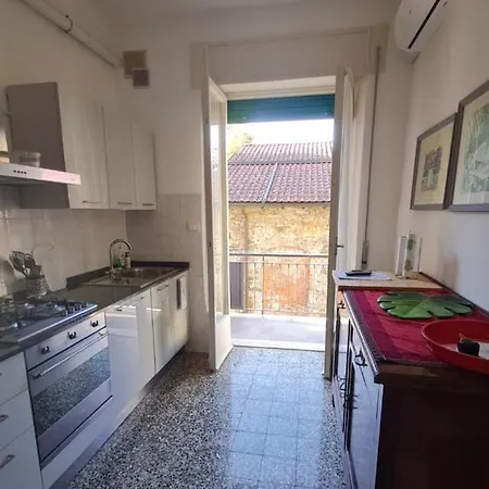 Centro Storico Con Posto Auto Gratuito * Lucca