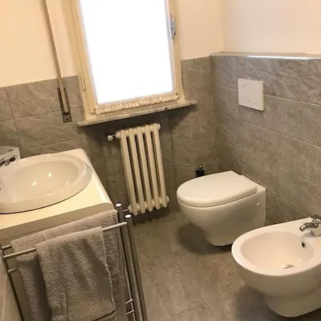Centro Storico Con Posto Auto Gratuito Apartamento *
