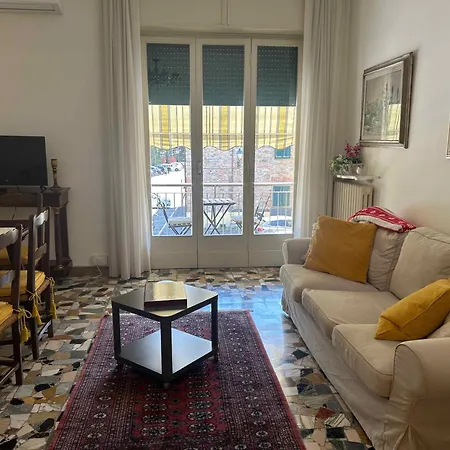 Apartamento Centro Storico Con Posto Auto Gratuito *